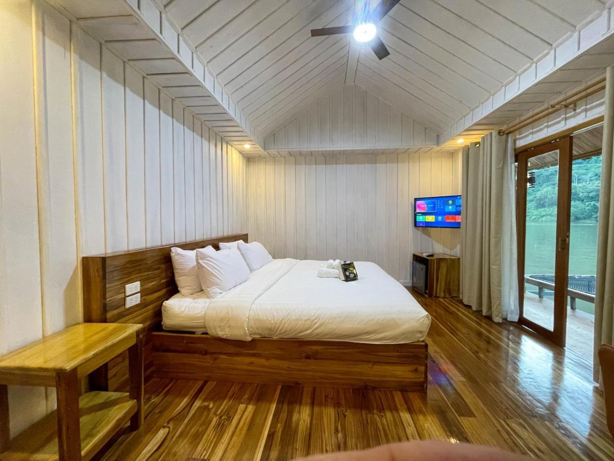 Отель Nongkhiaw The Float House Экстерьер фото