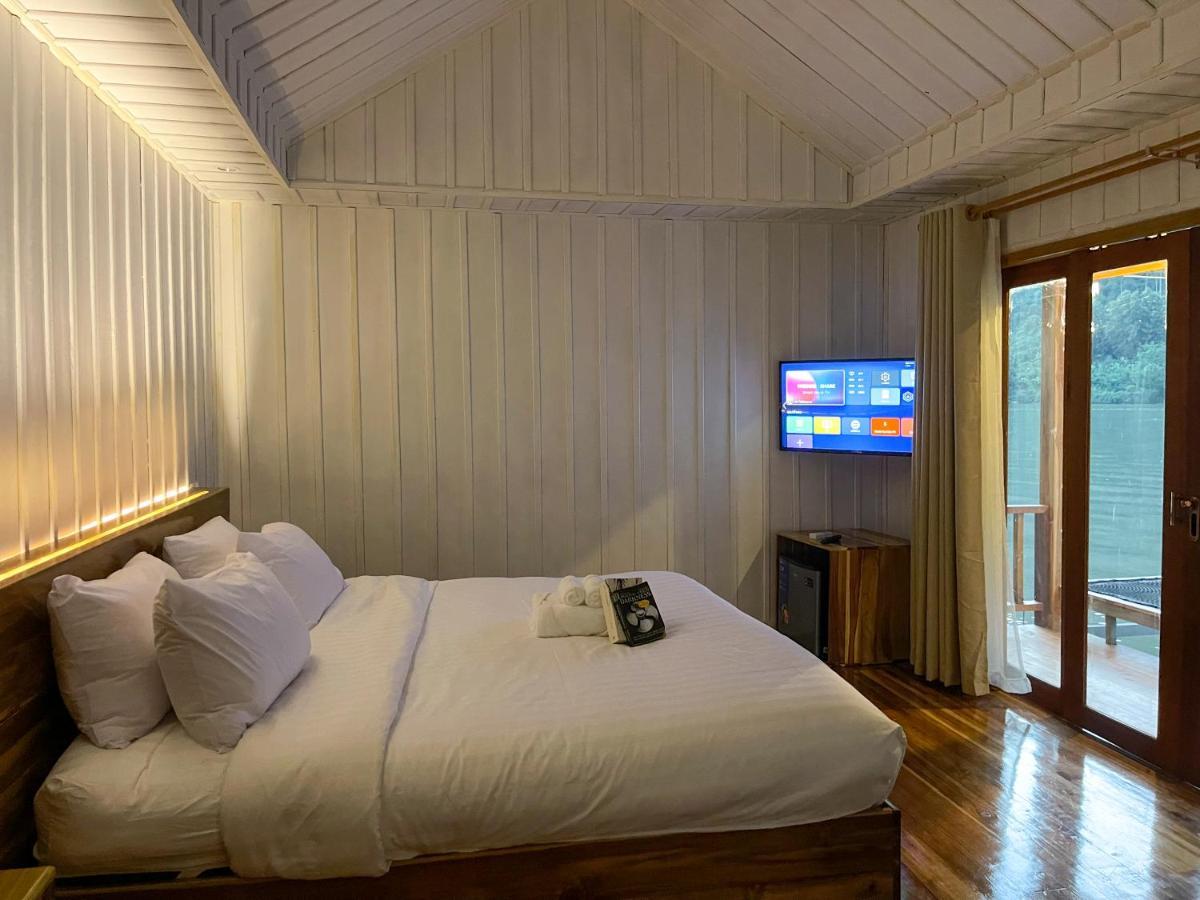 Отель Nongkhiaw The Float House Экстерьер фото