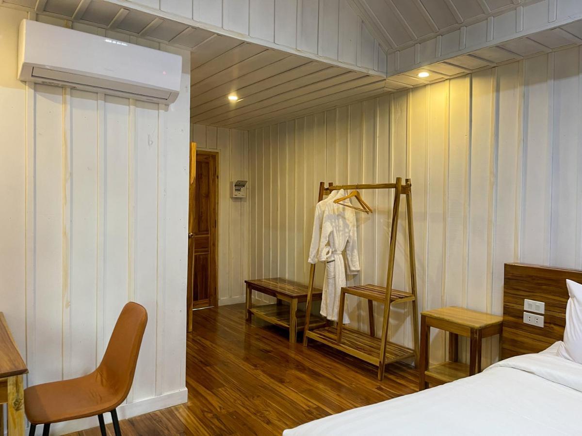 Отель Nongkhiaw The Float House Экстерьер фото