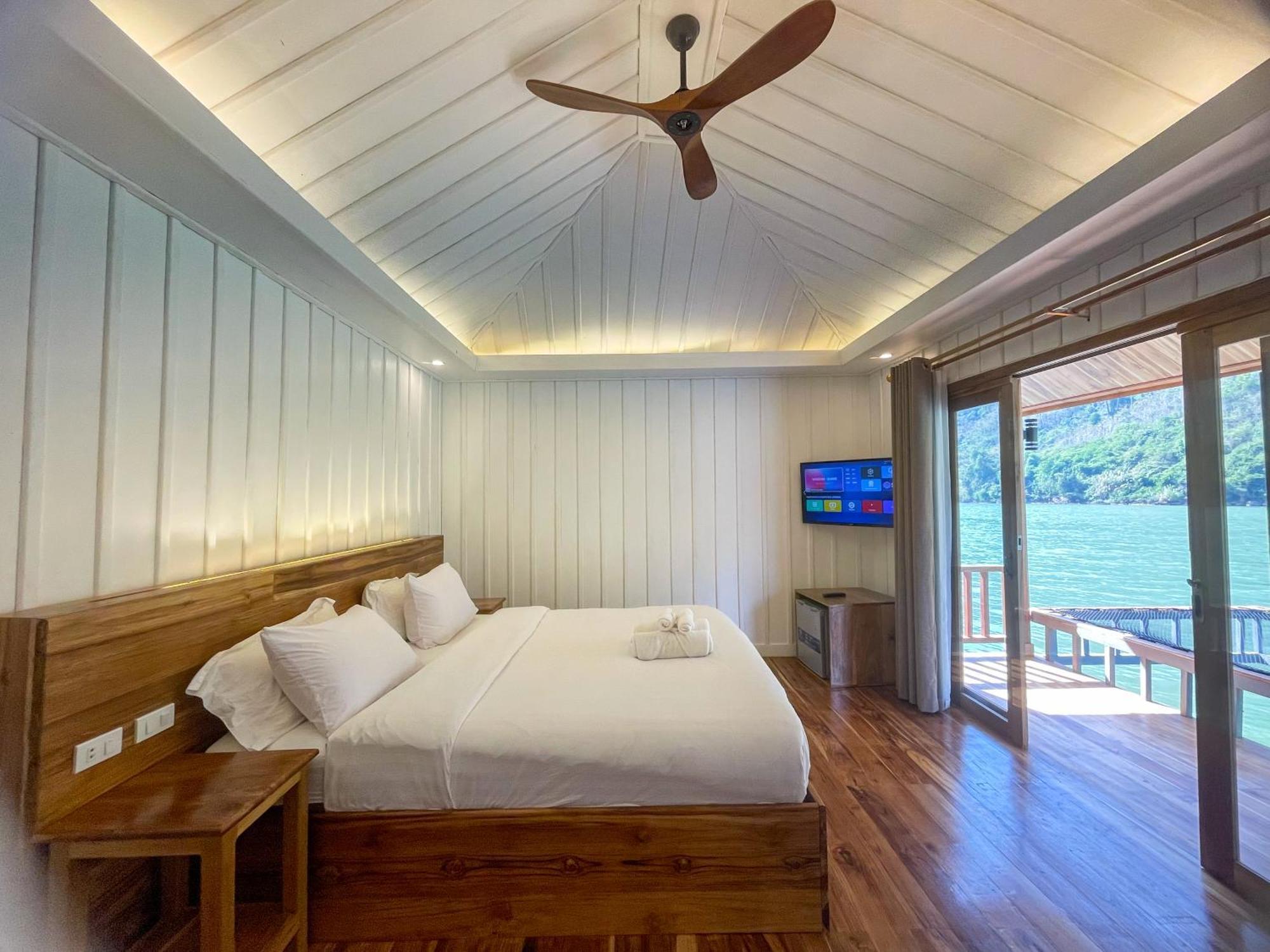 Отель Nongkhiaw The Float House Экстерьер фото