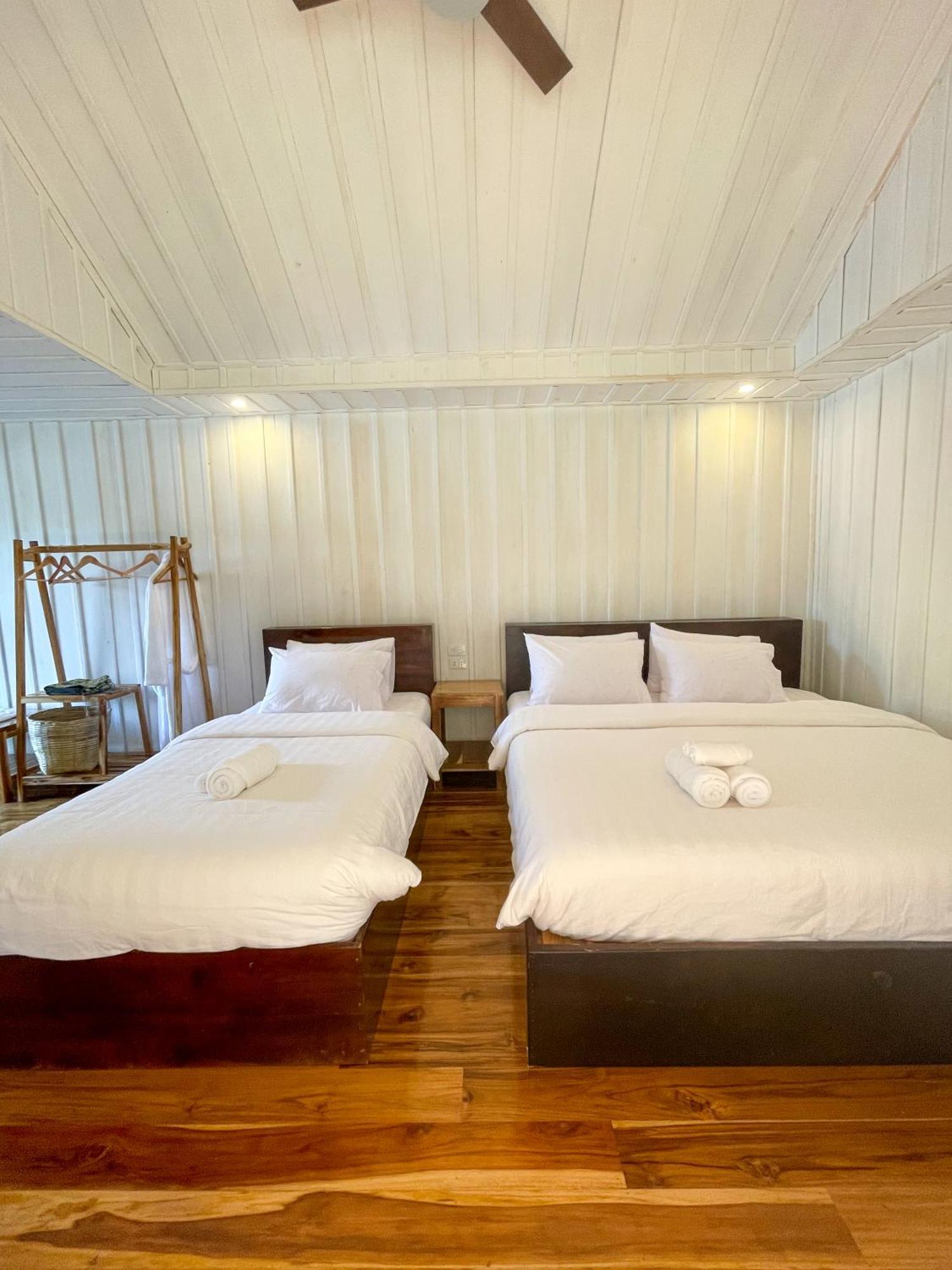 Отель Nongkhiaw The Float House Экстерьер фото