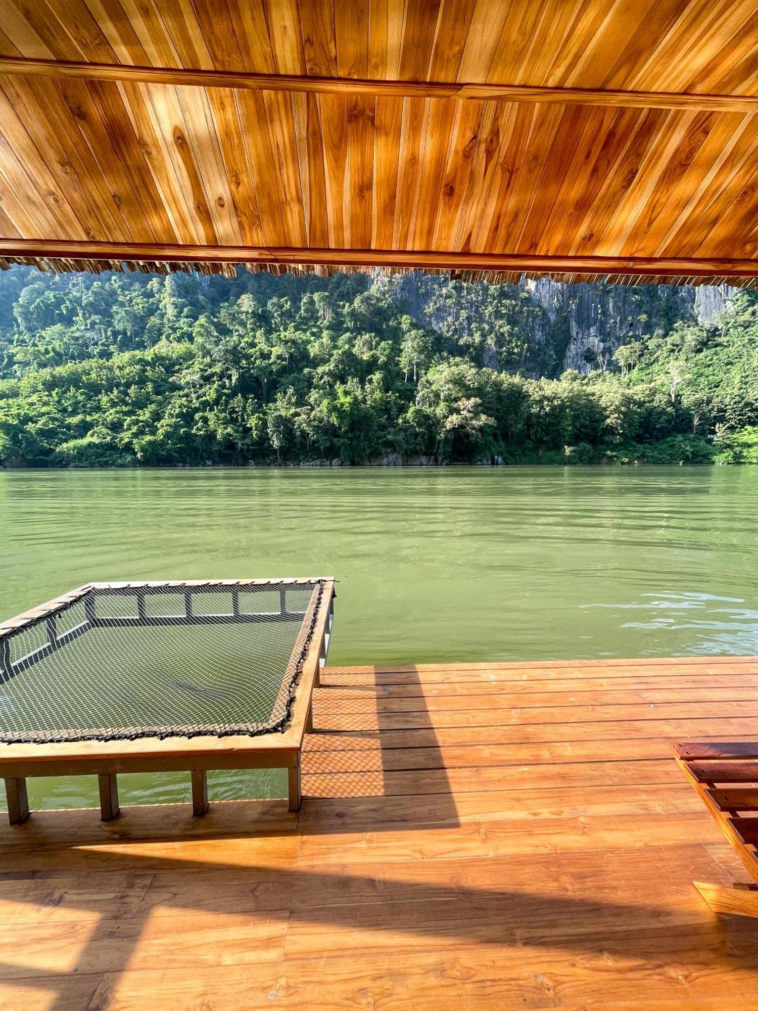 Отель Nongkhiaw The Float House Экстерьер фото