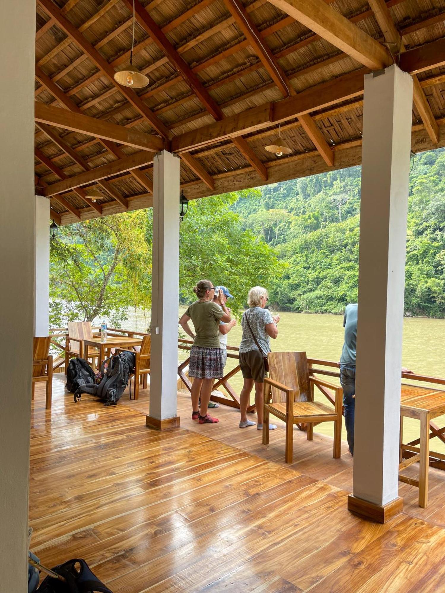 Отель Nongkhiaw The Float House Экстерьер фото