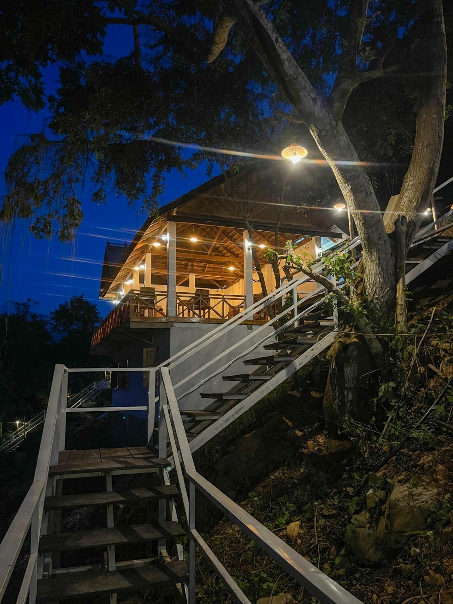 Отель Nongkhiaw The Float House Экстерьер фото