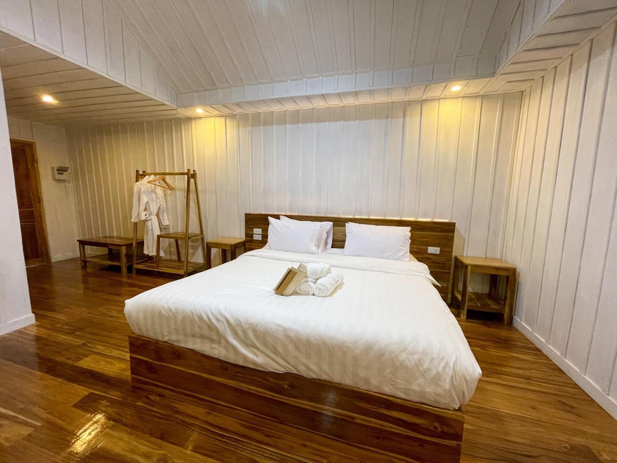 Отель Nongkhiaw The Float House Экстерьер фото