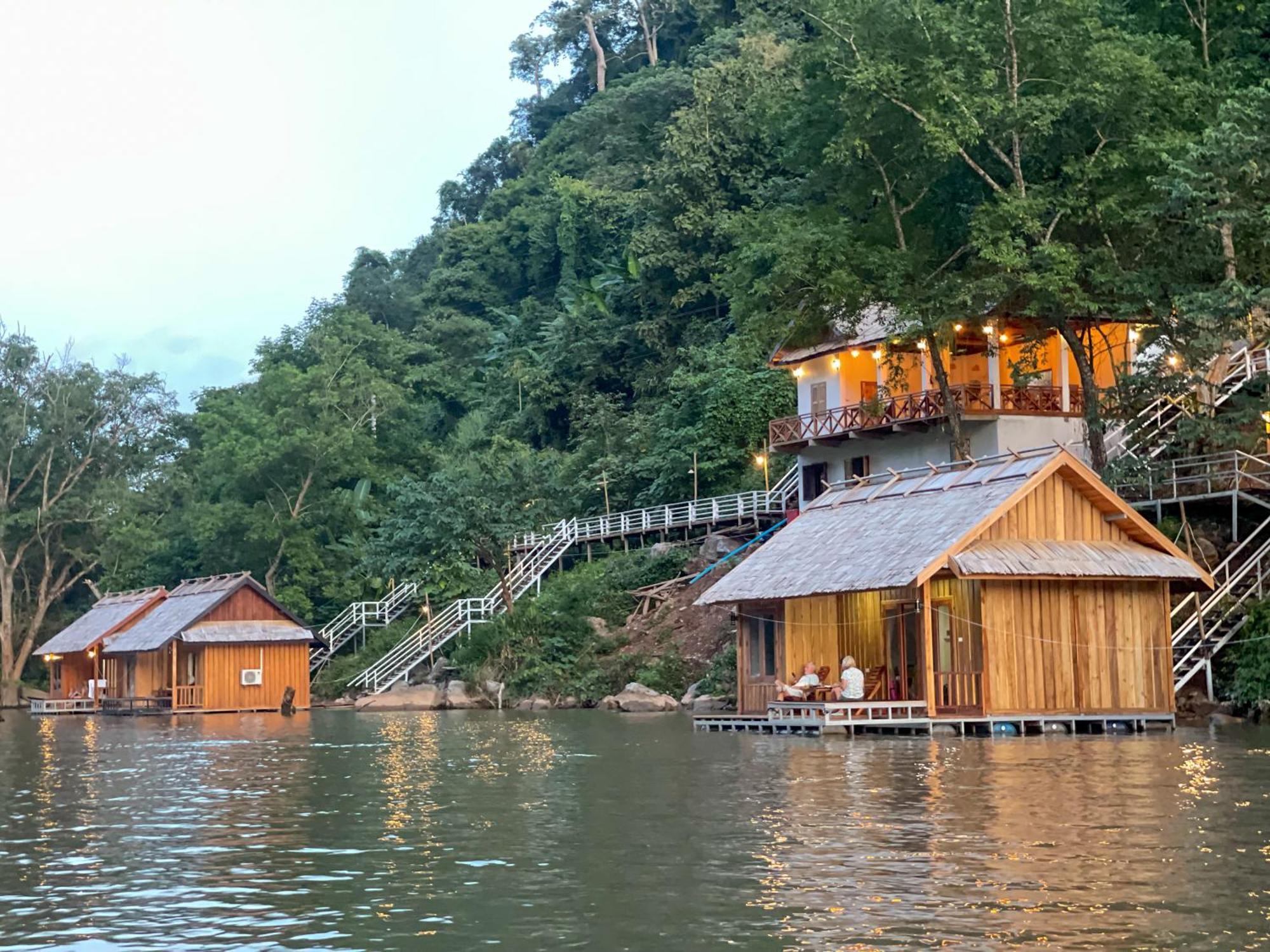 Отель Nongkhiaw The Float House Экстерьер фото
