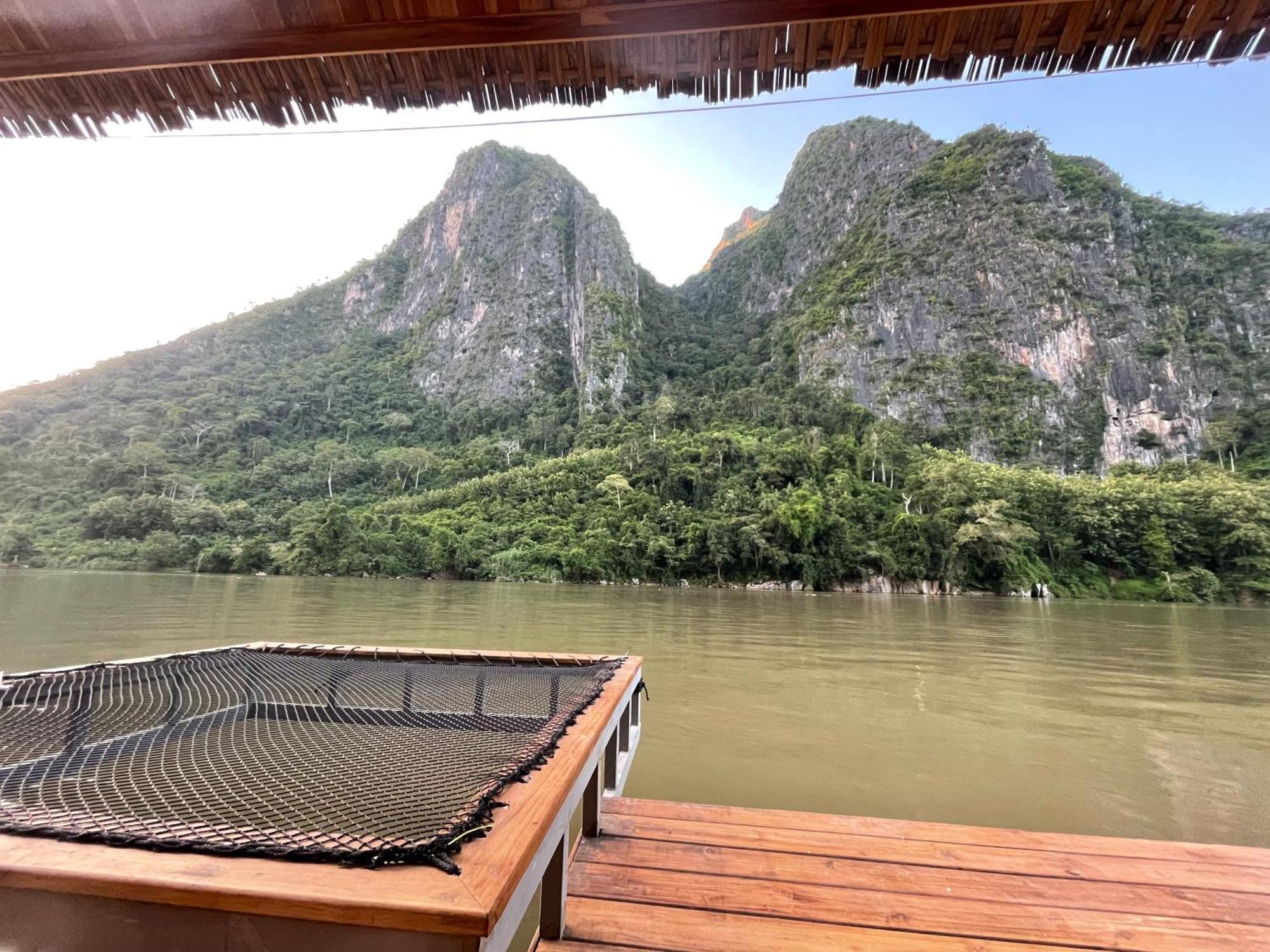 Отель Nongkhiaw The Float House Экстерьер фото