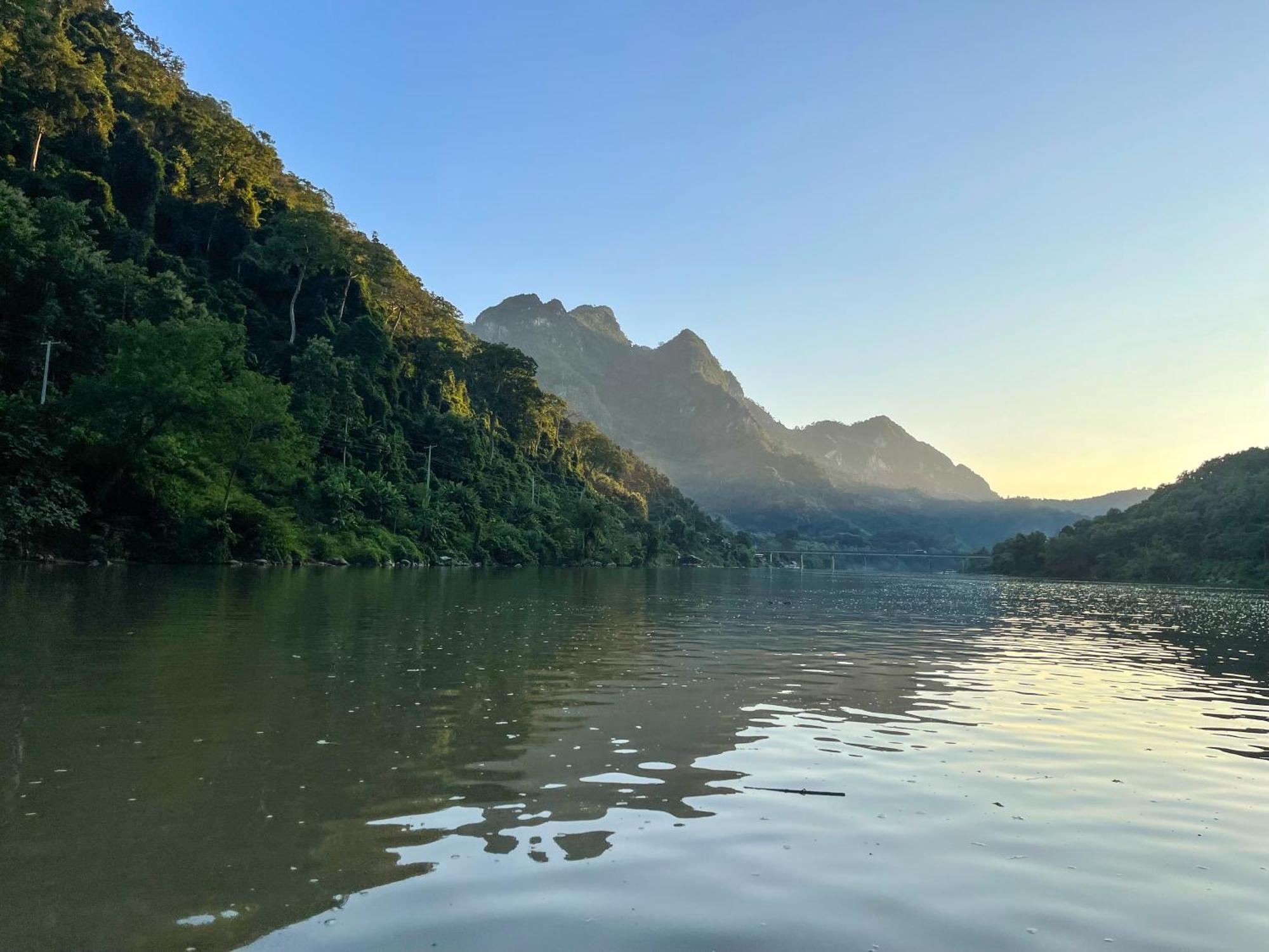 Отель Nongkhiaw The Float House Экстерьер фото